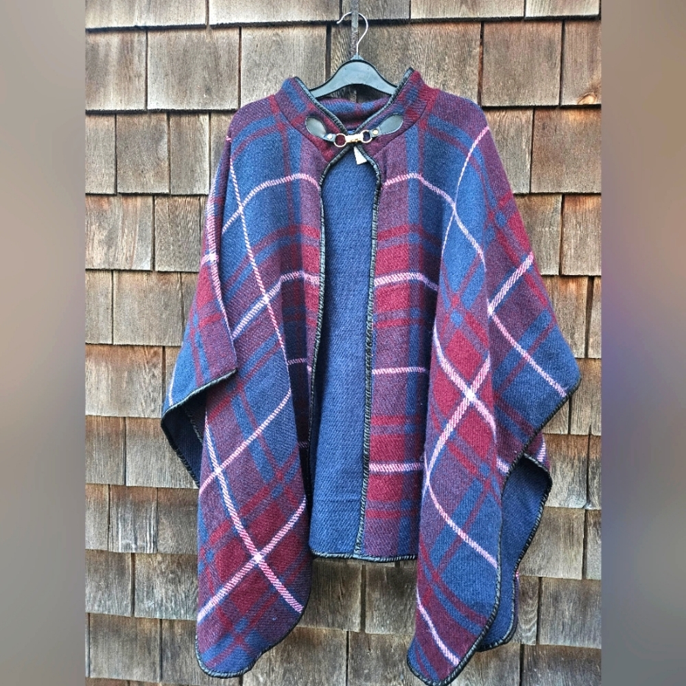 Apt 9 plaid shawl/cape